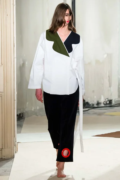 Look 23